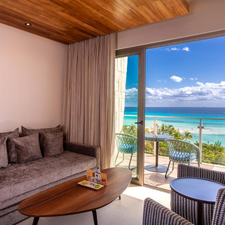 Sandos Playacar All Inclusive - Platinum King Junior Suite Ocean Front - 3