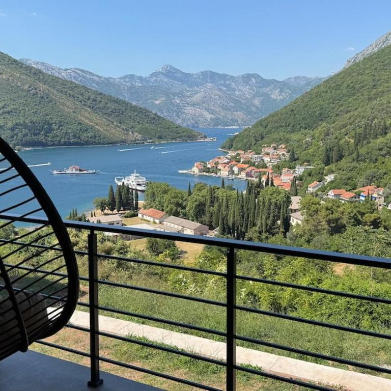 HiL's Bay View Apartments - One-Bedroom Apartment - 8