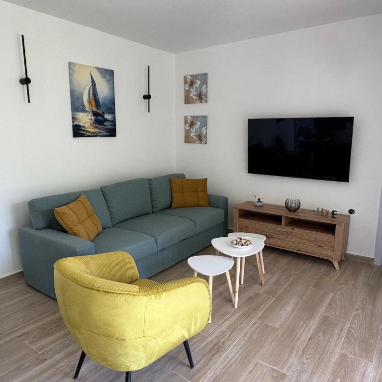 HiL's Bay View Apartments - One-Bedroom Apartment - 15