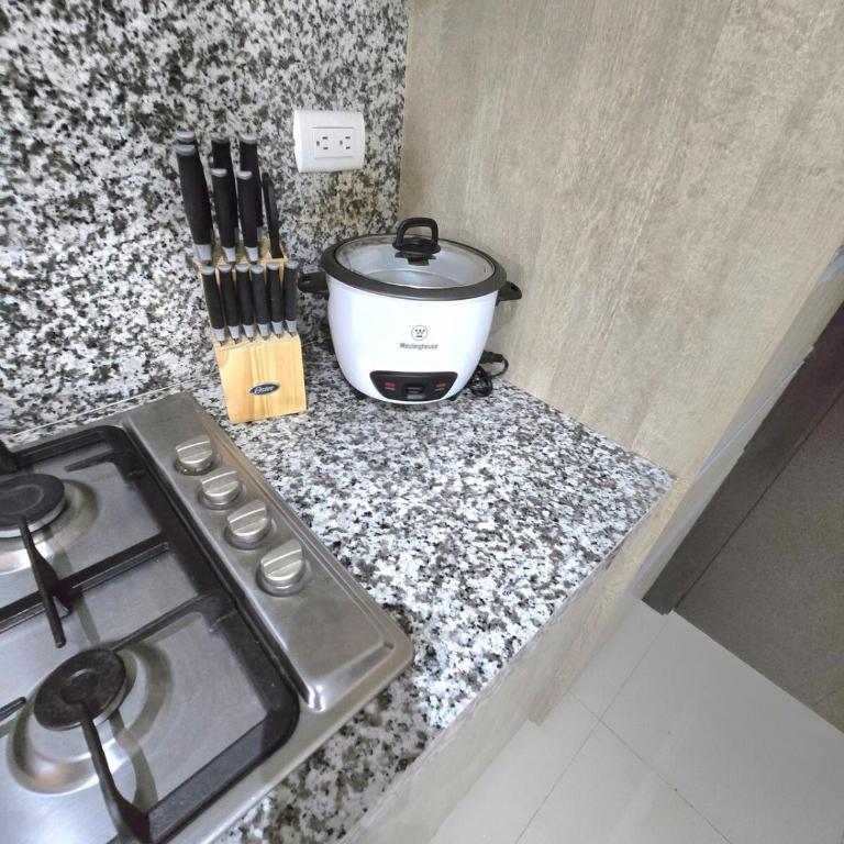 Luminoso, Moderno, Pisicina - Two-Bedroom Apartment - 43