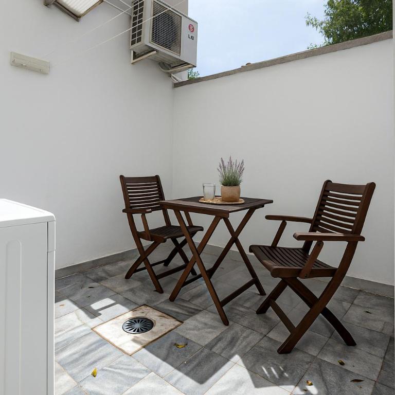 Cozy & Bright - Family Escape Madrid - Three-Bedroom Apartment - 6