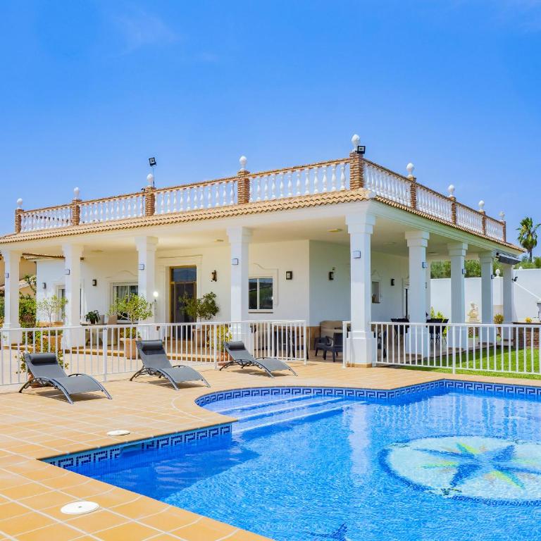 Cubo's Villa San Jose - Villa - 1