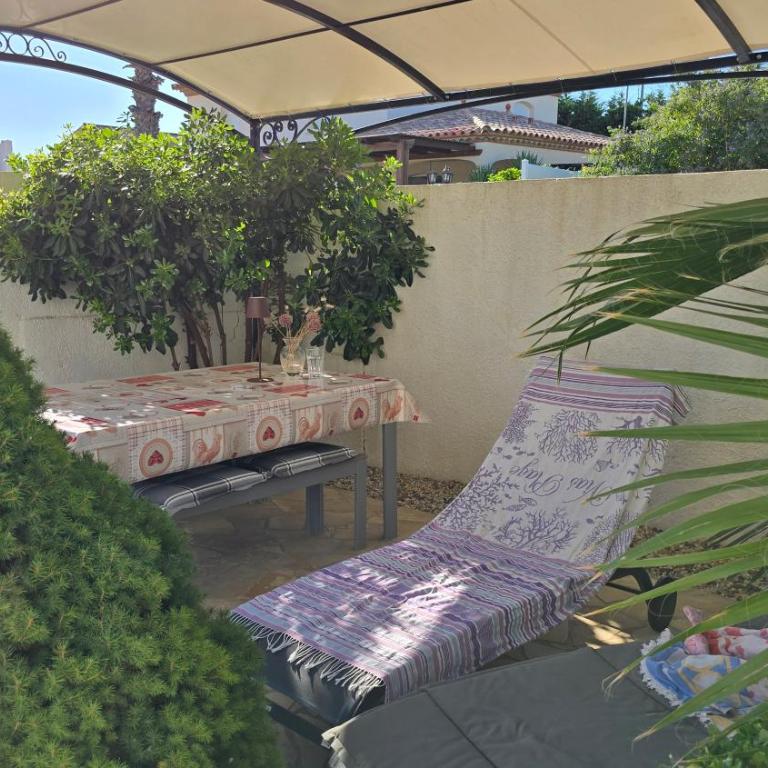 Lieblingshaus mit beheizten Privatpool und Ladesäule - Two-Bedroom House - 23