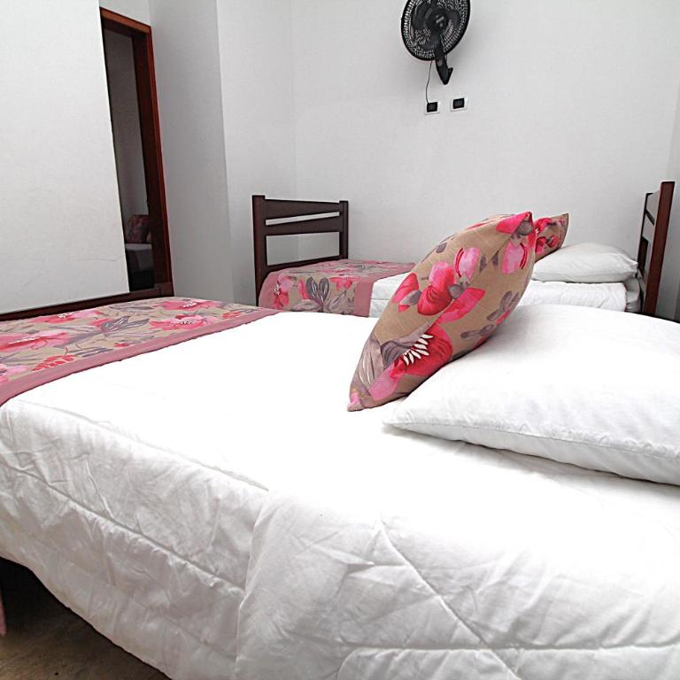 Casa Campestre con piscina privada a 8 minutos de Ukumari - Villa with Private Pool - 10