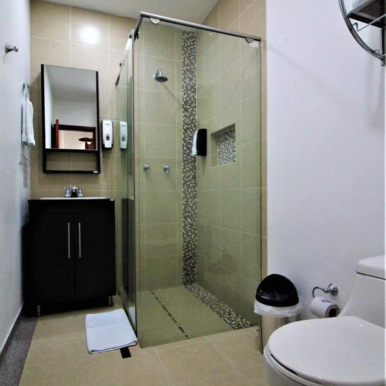 Casa Campestre con piscina privada a 8 minutos de Ukumari - Villa with Private Pool - 17