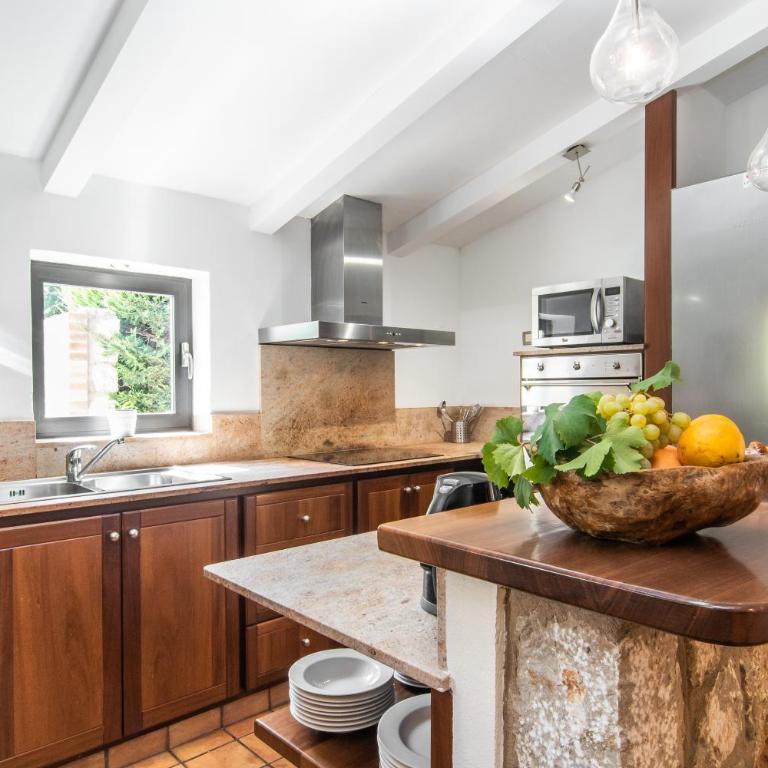 VILLA LLENYATER by MAINVILLAS you home less than 1km from the center of Pollença - Villa Superior - 48