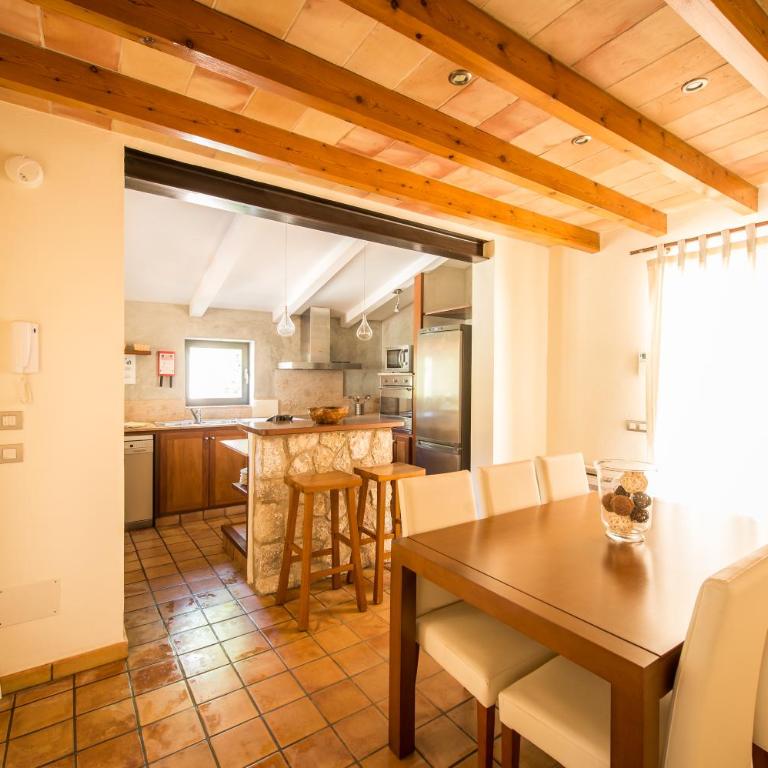 VILLA LLENYATER by MAINVILLAS you home less than 1km from the center of Pollença - Villa Superior - 15