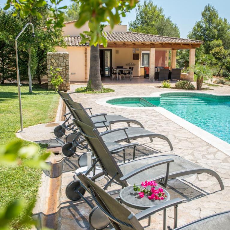 VILLA LLENYATER by MAINVILLAS you home less than 1km from the center of Pollença - Villa Superior - 22