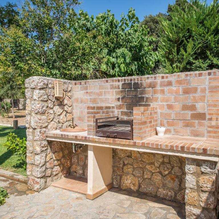 VILLA LLENYATER by MAINVILLAS you home less than 1km from the center of Pollença - Villa Superior - 59