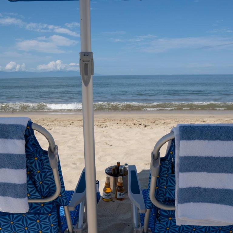 6 Person Occupancy 1 Block to Beach Views from Terrace - Apartamento de 2 dormitorios con vistas - 34