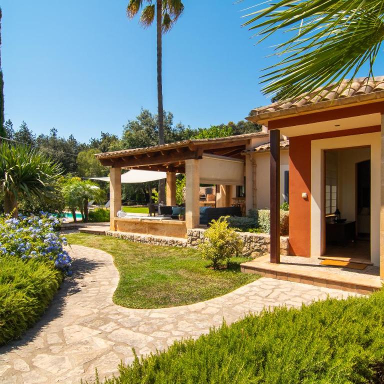 VILLA LLENYATER by MAINVILLAS you home less than 1km from the center of Pollença - Villa Superior - 10