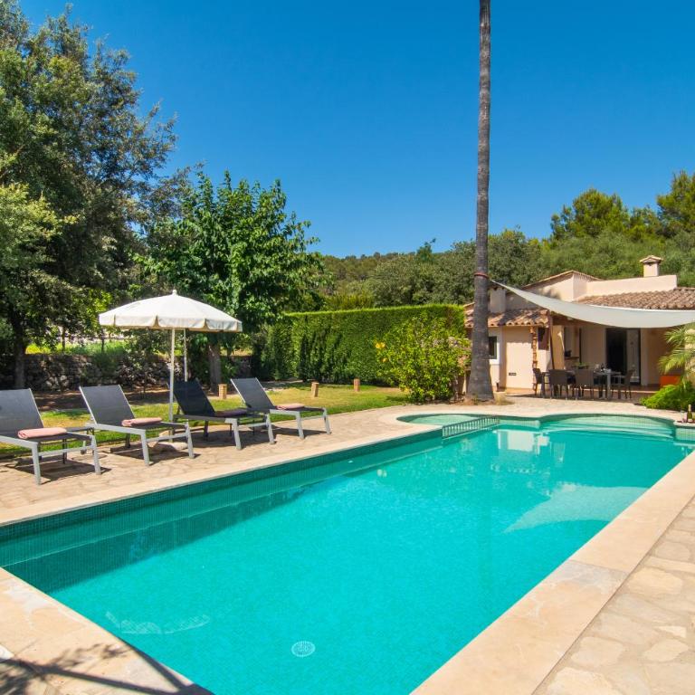 VILLA LLENYATER by MAINVILLAS you home less than 1km from the center of Pollença - Villa Superior - 35