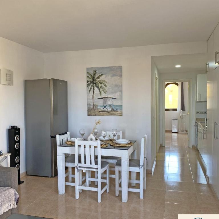 La Ola House Precioso apartamento con piscina - Apartment with Sea View - 12