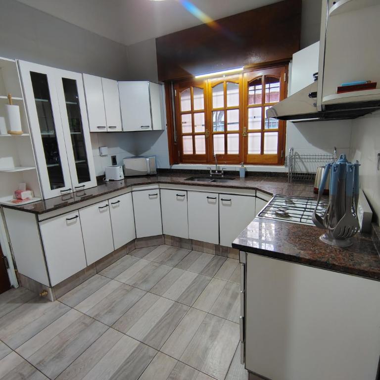 Casa Milo - Three-Bedroom House - 11