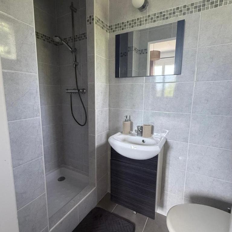 Villa 5min des plages - piscine et jaccuzi - Villa con Piscina Privata - 20