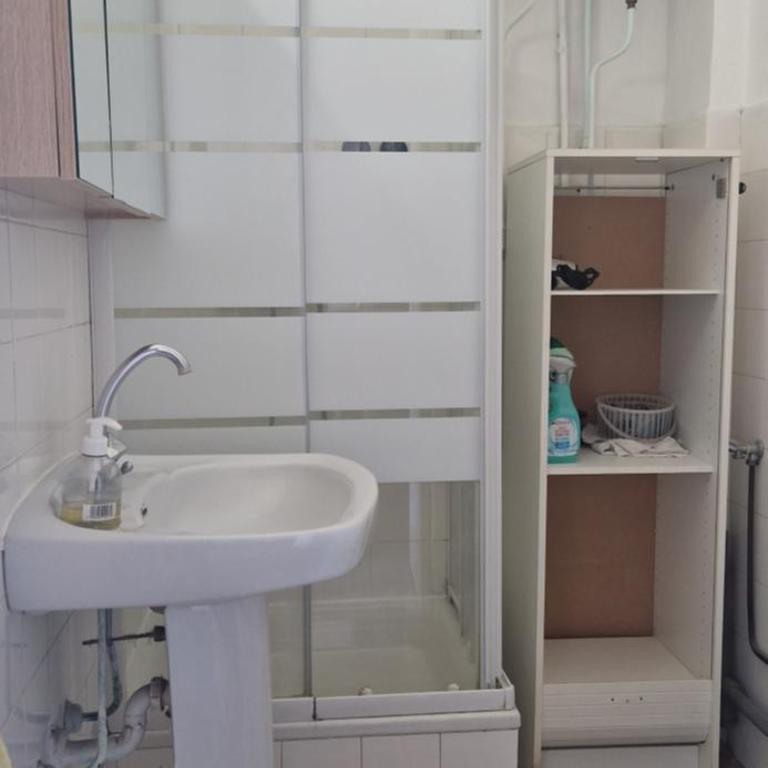 NICE STUDIO 26m2 avec TERRASSE 16m2 - Appartement 1 Chambre - 13
