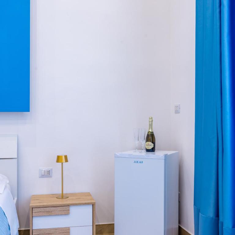 Essentia Home - Camera Familiare con Bagno Privato - 16