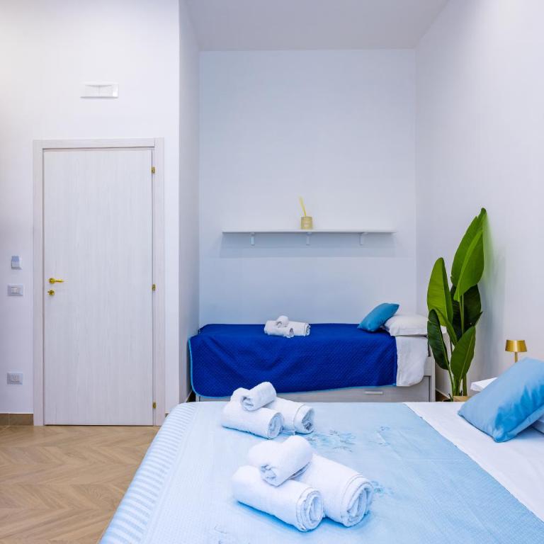 Essentia Home - Camera Familiare con Bagno Privato - 17