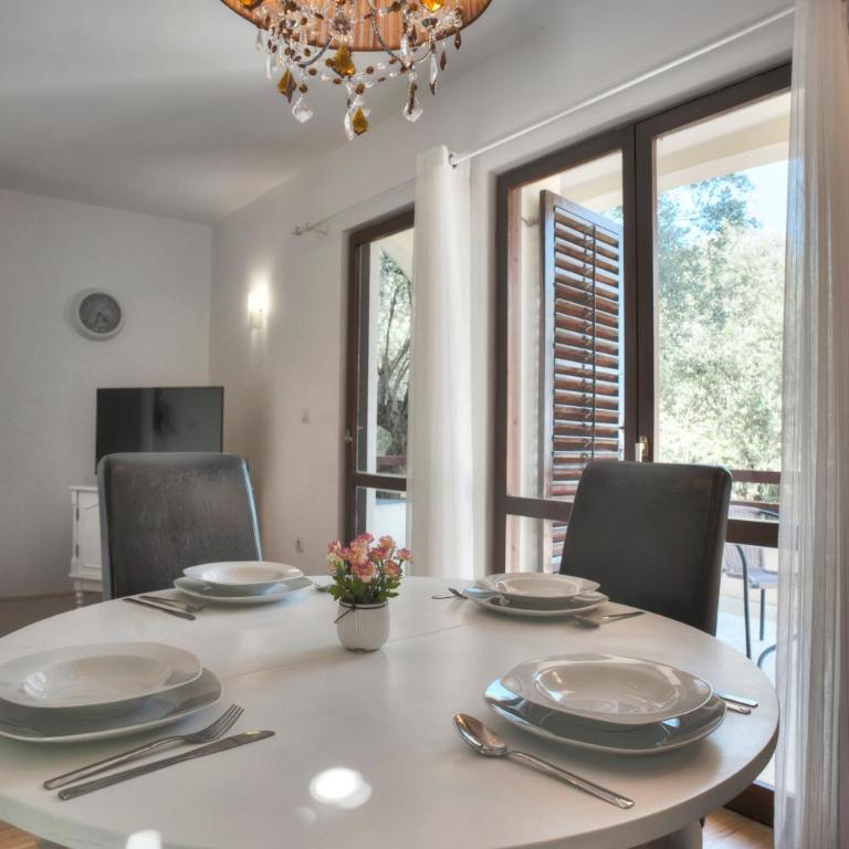 Gregovic Family Apartments - Family One-Bedroom Apartment with Sea View - 4