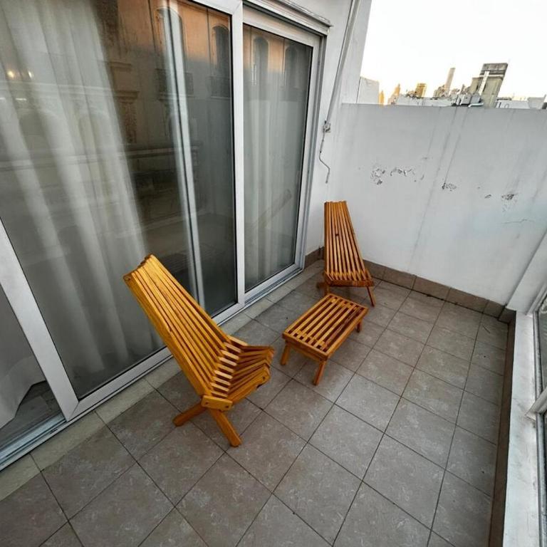 Impecable Studio a metros de Av 9 de Julio - Apartamento de 1 dormitorio - 2