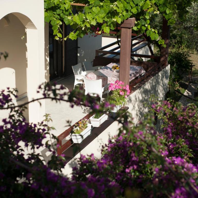Gregovic Family Apartments - Family One-Bedroom Apartment with Sea View - 11