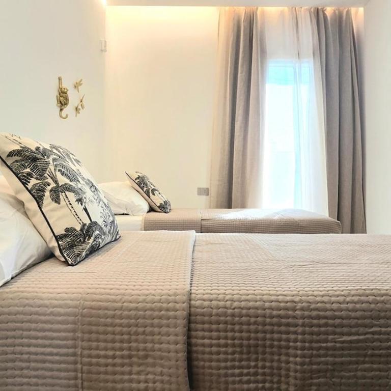 Torre Del Mediterraneo - Two-Bedroom Apartment with Balcony and Terrace - 45