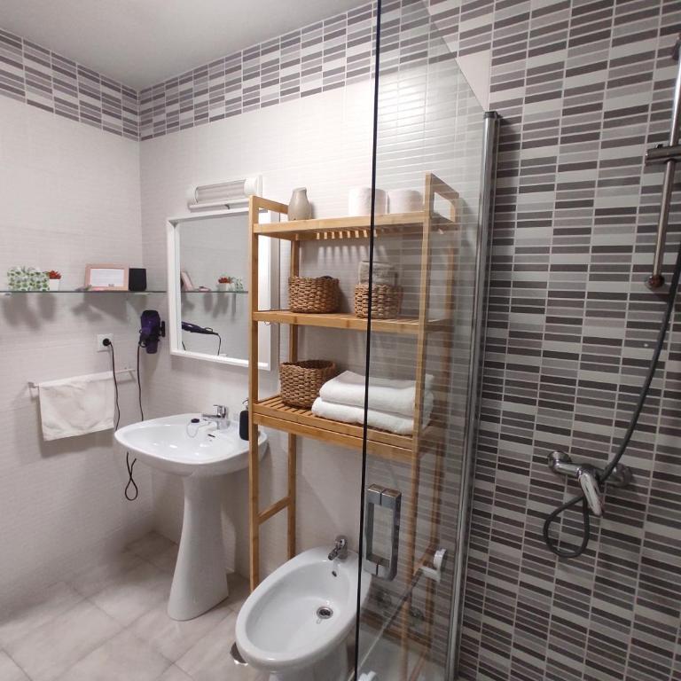 Duplex Ayamonte - Two-Bedroom Apartment with Terrace - 12