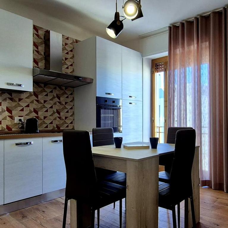 Must Apartaments - Appartamento con 2 Camere da Letto - 7