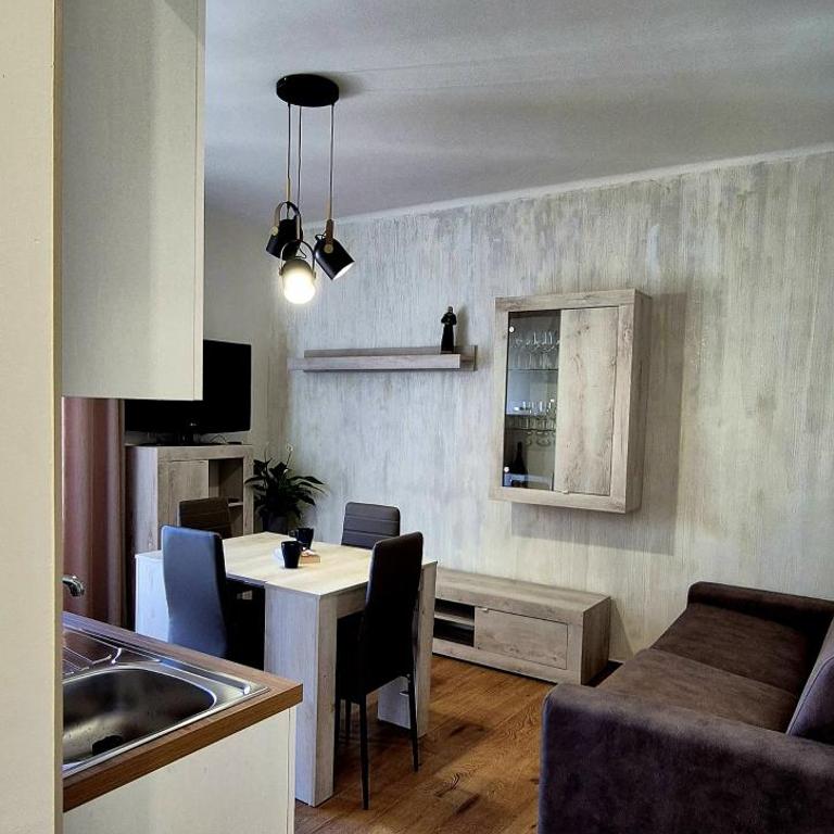 Must Apartaments - Appartamento con 2 Camere da Letto - 3