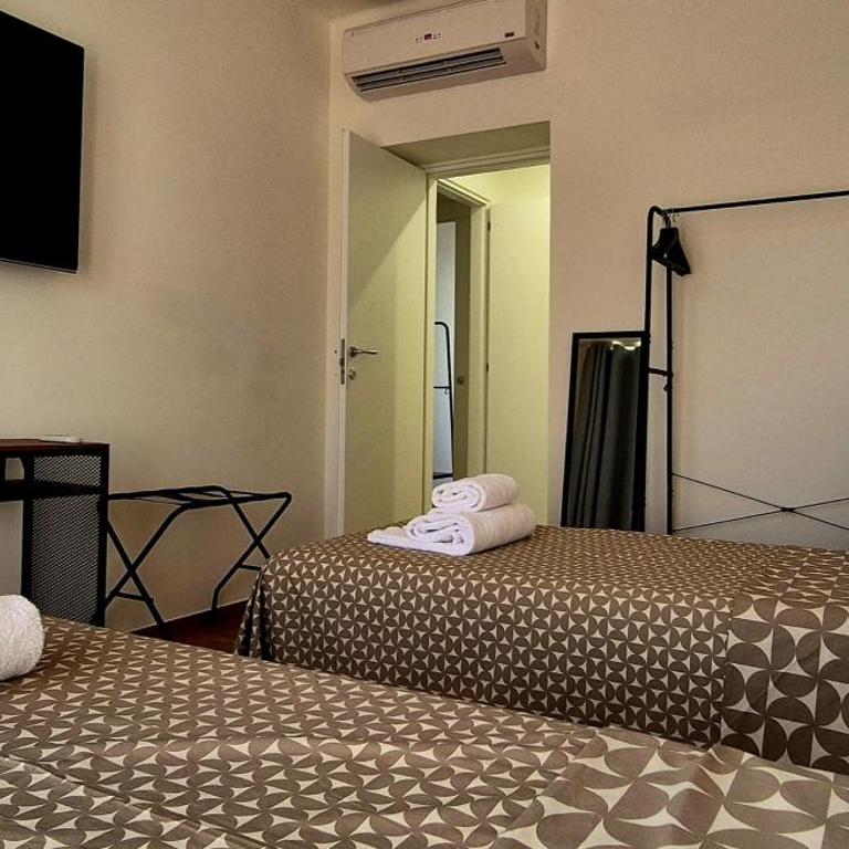 Must Apartaments - Appartamento con 2 Camere da Letto - 14