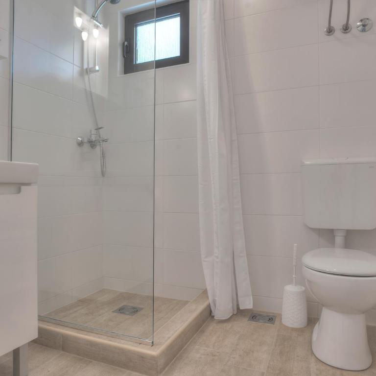 Gregovic Family Apartments - Family One-Bedroom Apartment with Sea View - 2