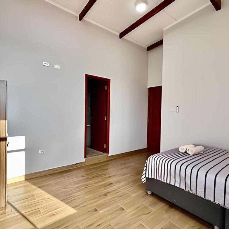 Vive a 5min centro 2HAB con A/C Y Terraza Privada - Apartment - 17