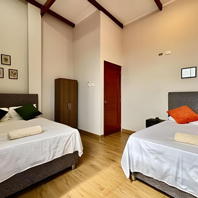 Vive a 5min centro 2HAB con A/C Y Terraza Privada - Apartment - 25