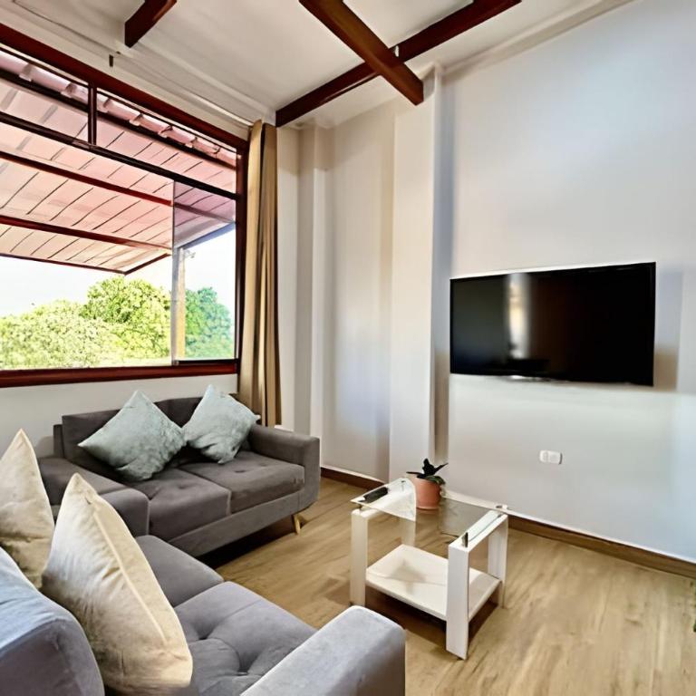Vive a 5min centro 2HAB con A/C Y Terraza Privada - Apartment - 7