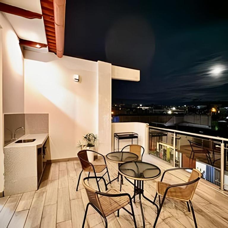 Vive a 5min centro 2HAB con A/C Y Terraza Privada - Apartment - 35