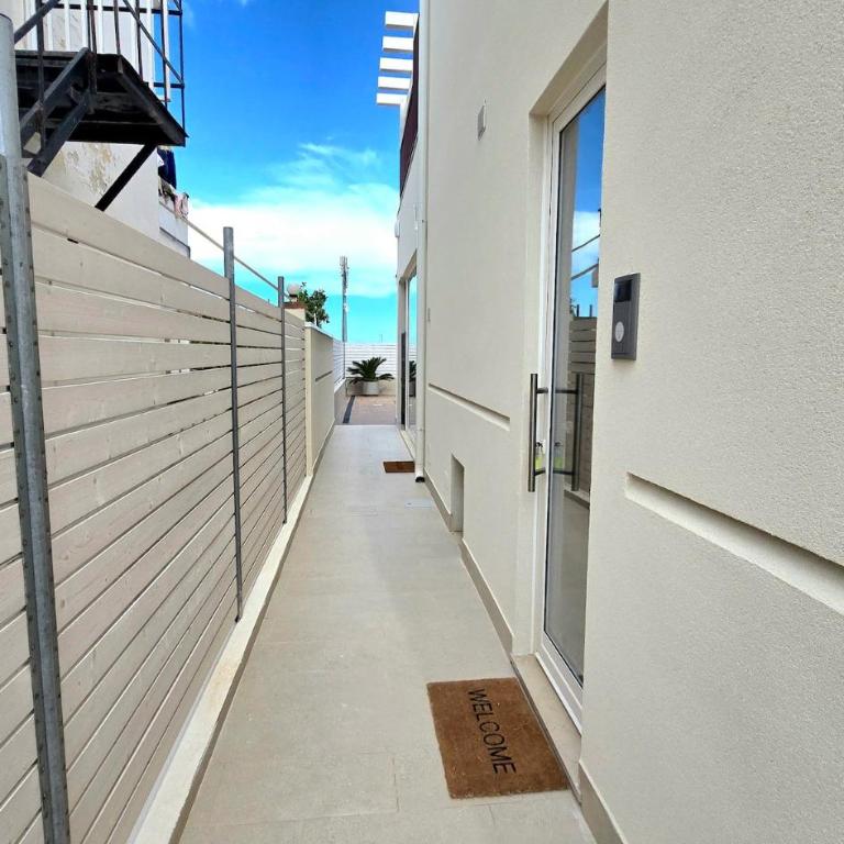 Torre Del Mediterraneo - Two-Bedroom Deluxe Apartment - 6