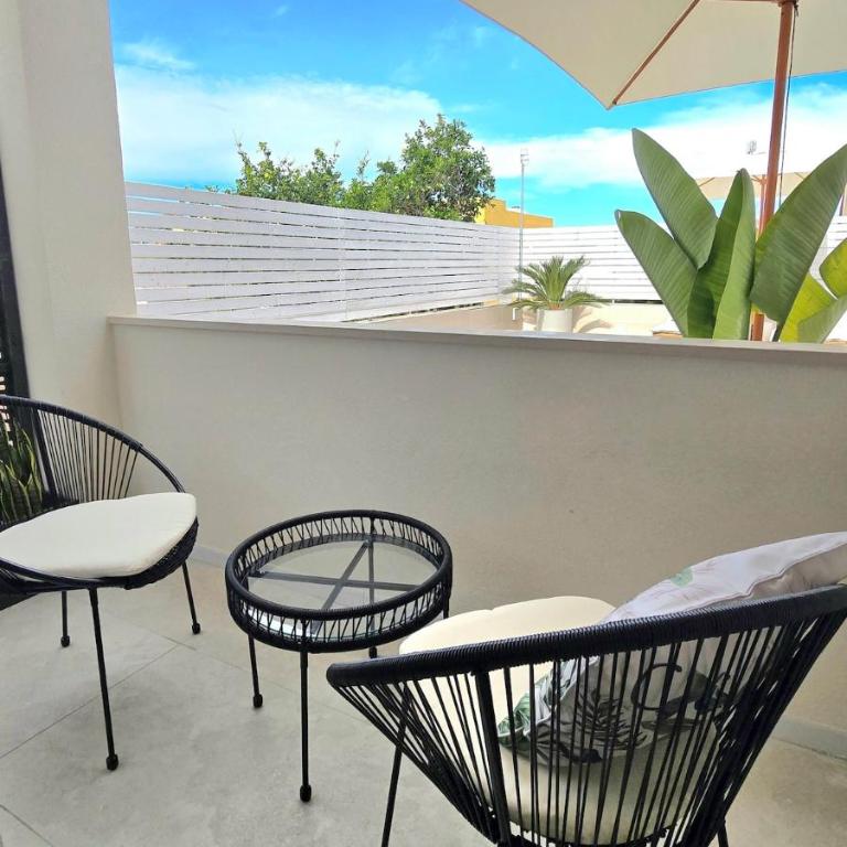 Torre Del Mediterraneo - Two-Bedroom Deluxe Apartment - 4