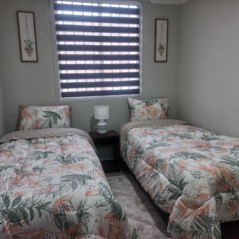 Departamento primer piso a 5 minutos del centro con estacionamiento - Two-Room Apartment - 5