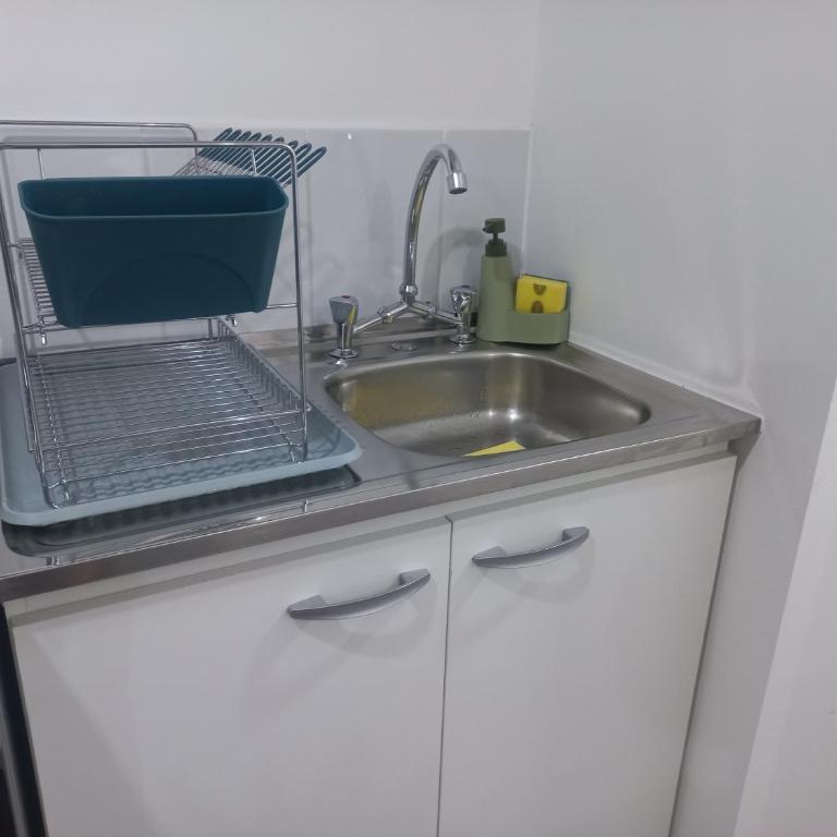 Departamento primer piso a 5 minutos del centro con estacionamiento - Two-Room Apartment - 9