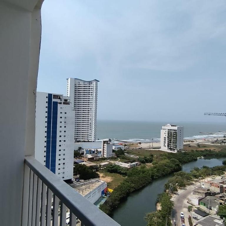 Affordable, family, excellent wifi a 5 minutos del centro histórico de Cartagena - Apartamento de 2 dormitorios con vistas a la ciudad - 7