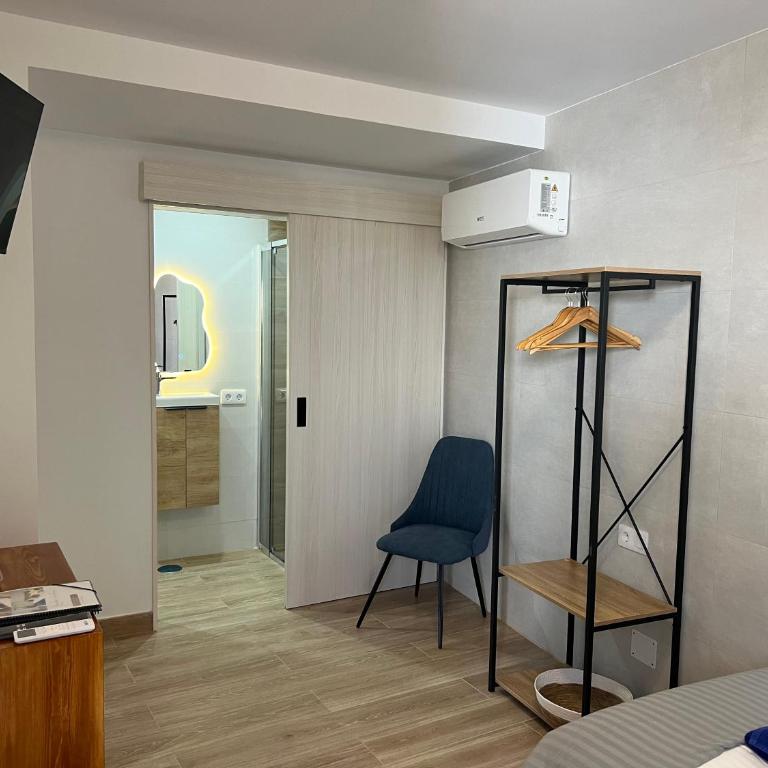 EnvRooms Arrecife - Habitación Individual Amplia - 3
