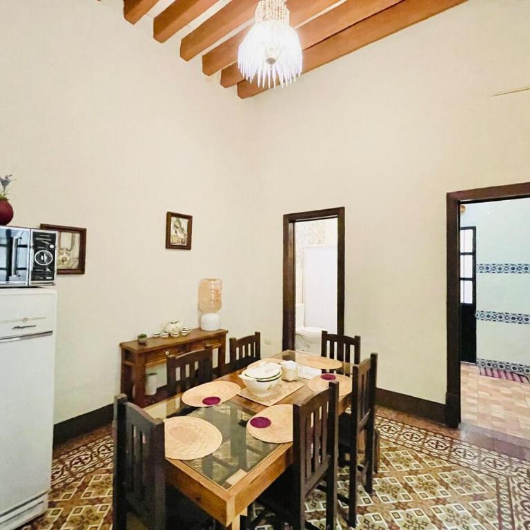 Departamento #6 frente al Zócalo de Puebla en casona del siglo XVI - Apartamento de 2 dormitorios - 6