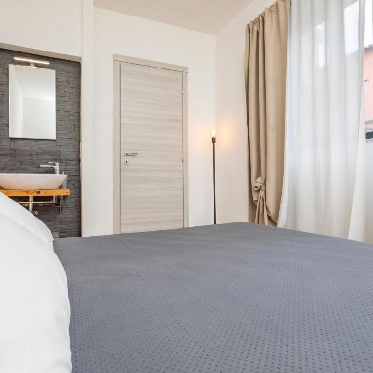 Matrangela B&B Catania - Double Room with Private Bathroom - 3