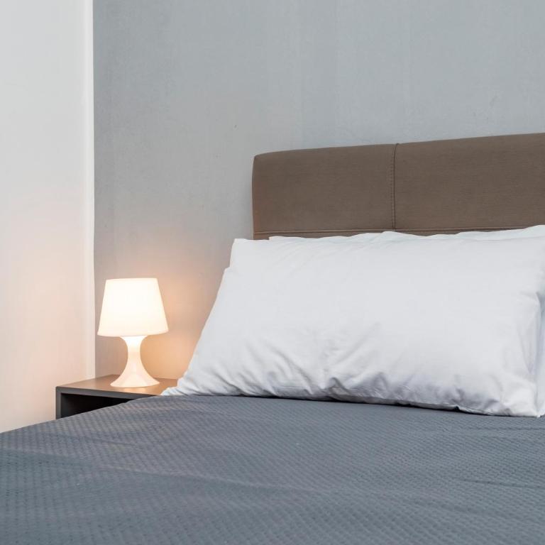 Matrangela B&B Catania - Double Room with Private Bathroom - 4