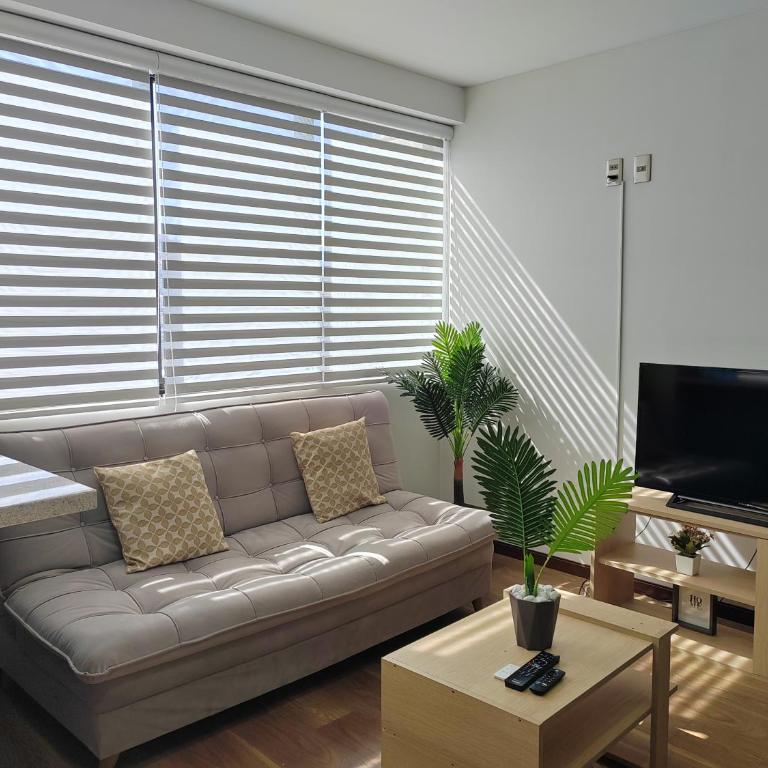 Departamento centrico, pasos a Embajada Americana, Multicine - Apartamento de 2 dormitorios con vistas a la ciudad - 2