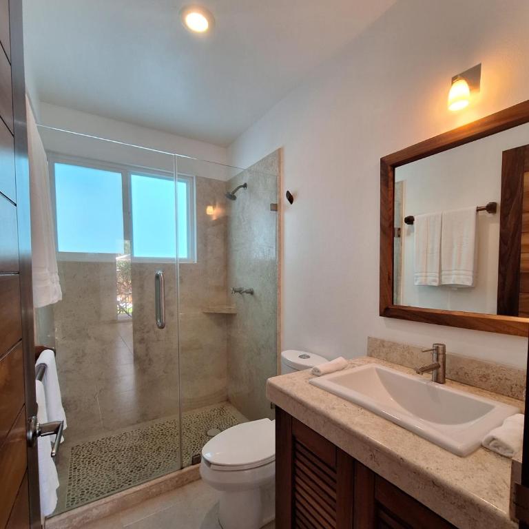 Tortugas uno cero tres 2 BR Starlink AC pool parking - Apartamento de 2 dormitorios - 7