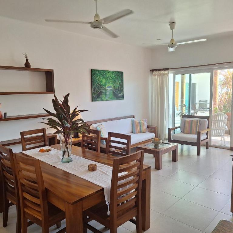Tortugas uno cero tres 2 BR Starlink AC pool parking - Apartamento de 2 dormitorios - 8