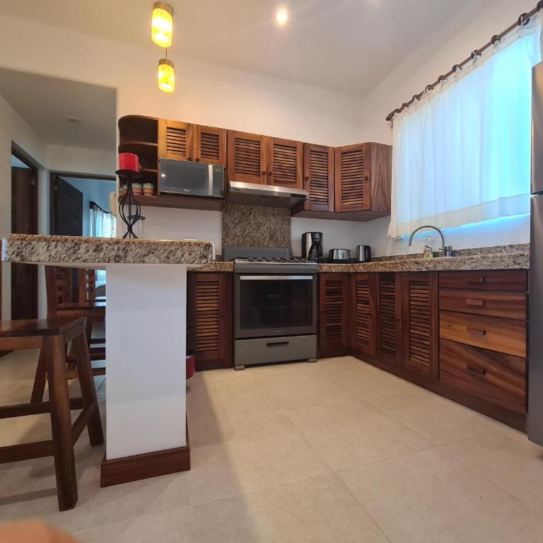 Tortugas uno cero tres 2 BR Starlink AC pool parking - Apartamento de 2 dormitorios - 10