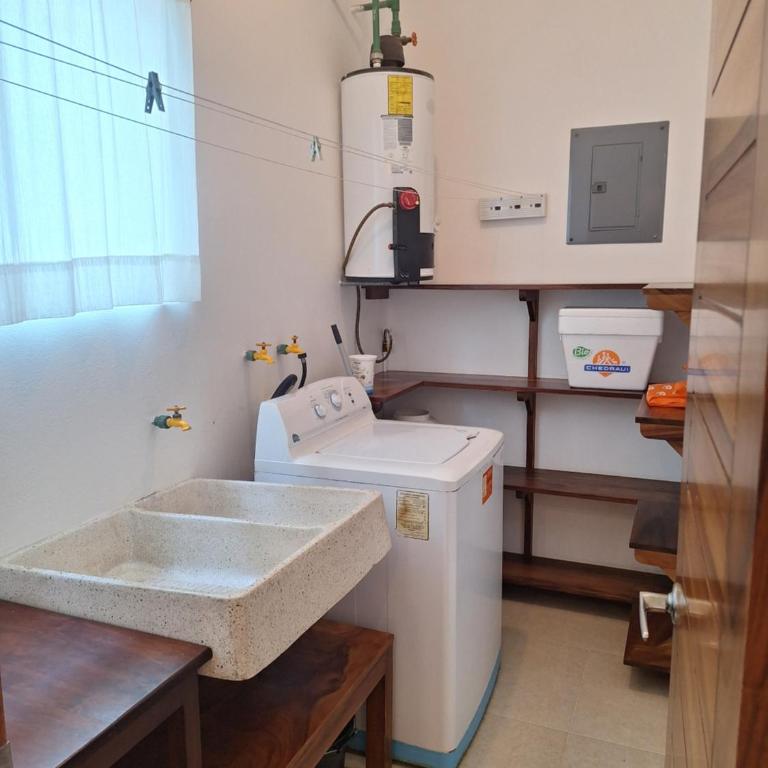 Tortugas uno cero tres 2 BR Starlink AC pool parking - Apartamento de 2 dormitorios - 11