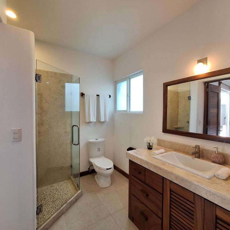 Tortugas uno cero tres 2 BR Starlink AC pool parking - Apartamento de 2 dormitorios - 14